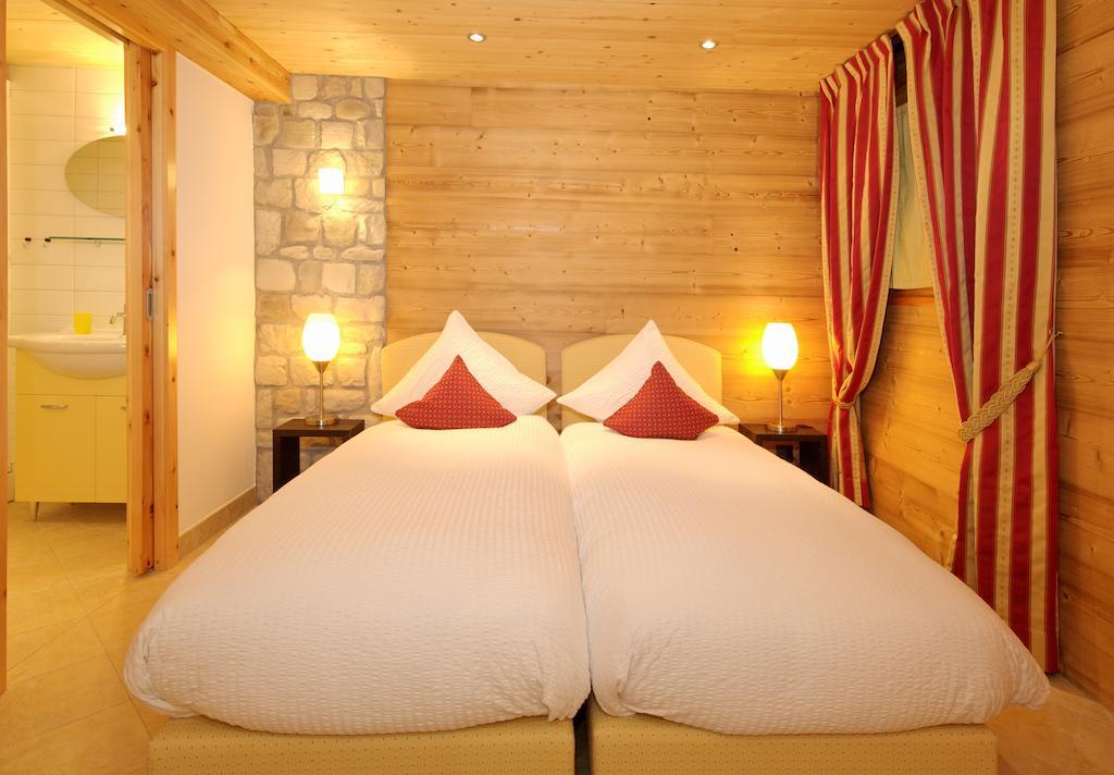 Ferienapartement Hinterdorf Zermatt Oda fotoğraf